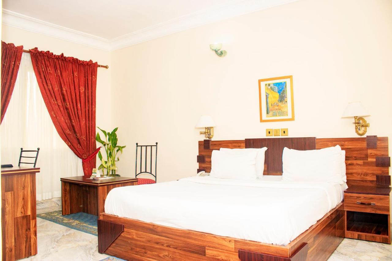 Bougainvillea Hotels Port Harcourt Buitenkant foto